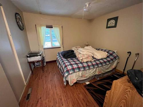 4631 51 Street, Mannville, AB - Indoor Photo Showing Bedroom