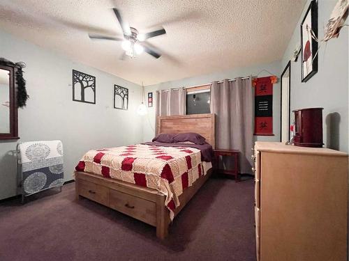 5123 55 Avenue, Edgerton, AB - Indoor Photo Showing Bedroom