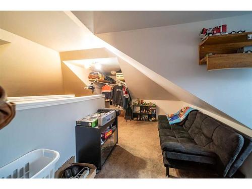 1121 4 Avenue, Wainwright, AB - Indoor Photo Showing Other Room