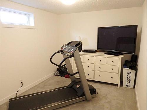6007 51 Avenue, Vermilion, AB - Indoor Photo Showing Gym Room