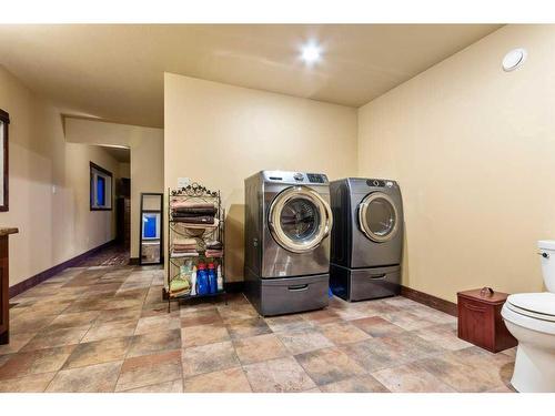 522053 Rr40, Rural Vermilion River, County Of, AB - Indoor Photo Showing Laundry Room