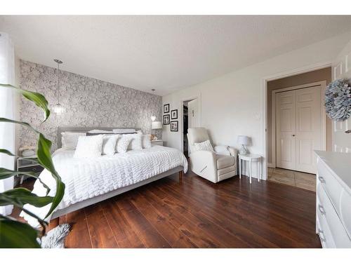3908 53 Avenue, Lloydminster, AB - Indoor Photo Showing Bedroom