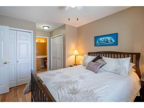 14-4201 56 Avenue, Lloydminster, AB - Indoor Photo Showing Bedroom