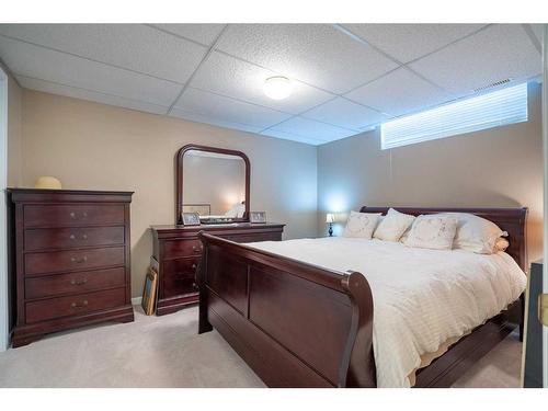 14-4201 56 Avenue, Lloydminster, AB - Indoor Photo Showing Bedroom