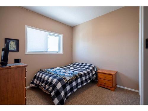 5243 19 Street, Lloydminster, AB - Indoor Photo Showing Bedroom