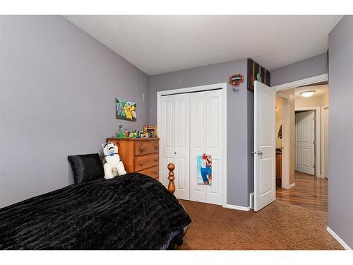 5302 50 Street, Kitscoty, AB - Indoor Photo Showing Bedroom