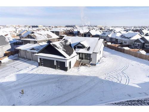 7302 37 Street Close, Lloydminster, AB - Outdoor