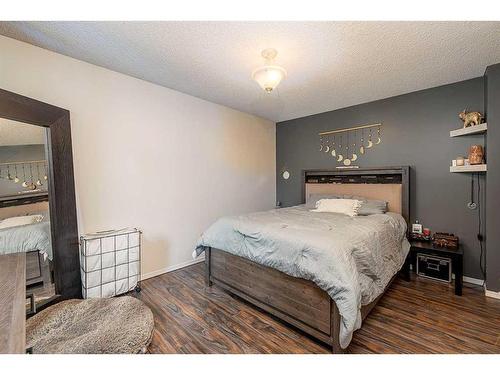 5514 38 Street, Lloydminster, AB - Indoor Photo Showing Bedroom