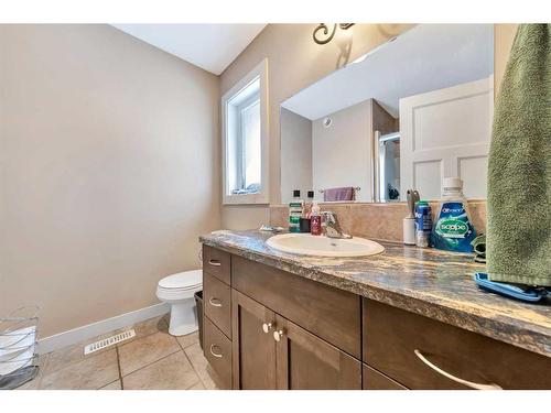 101 6 Avenue, Lashburn, SK - Indoor Photo Showing Bathroom
