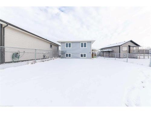 402 4Th Avenue Close, Maidstone, SK - Outdoor With Exterior