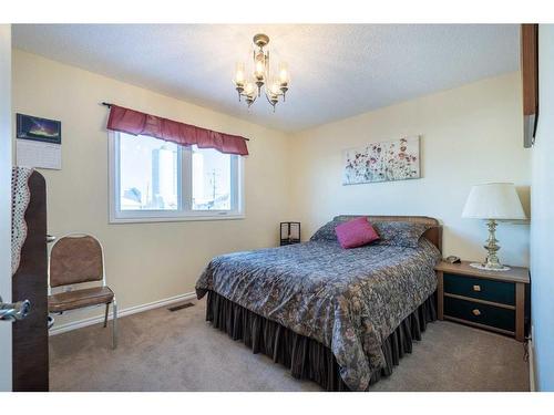 14 1 Avenue West, Marsden, SK - Indoor Photo Showing Bedroom
