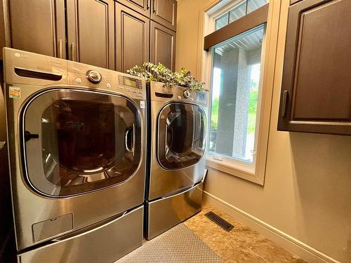 435058 Rng Rd 50, Rural Wainwright No. 61, M.D. Of, AB - Indoor Photo Showing Laundry Room