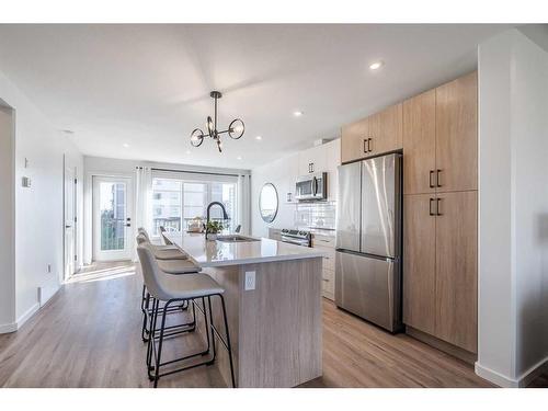 12-3616 41B Avenue, Lloydminster, SK - Indoor Photo Showing Kitchen With Upgraded Kitchen