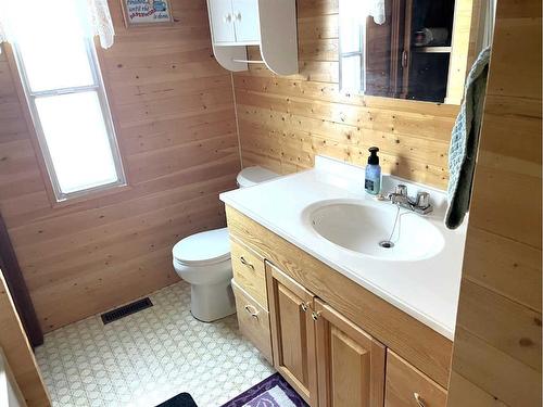 1519 Kakwa Lane, Turtle Lake, SK - Indoor Photo Showing Bathroom