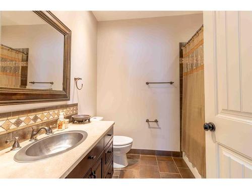 1117 26 Street, Wainwright, AB - Indoor Photo Showing Bathroom
