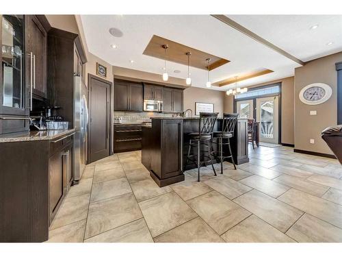 1604 52B Avenue Close, Lloydminster, AB - Indoor Photo Showing Kitchen With Upgraded Kitchen