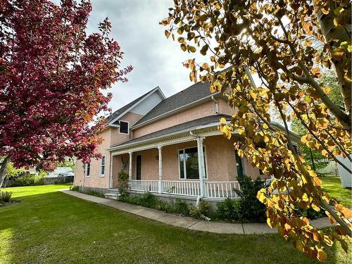 1202 2 Avenue, Wainwright, AB - Outdoor With Deck Patio Veranda