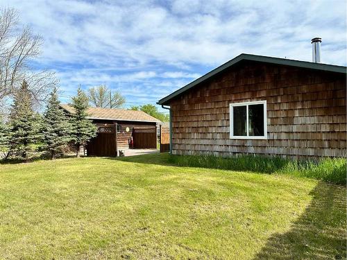 1202 2 Avenue, Wainwright, AB - Outdoor