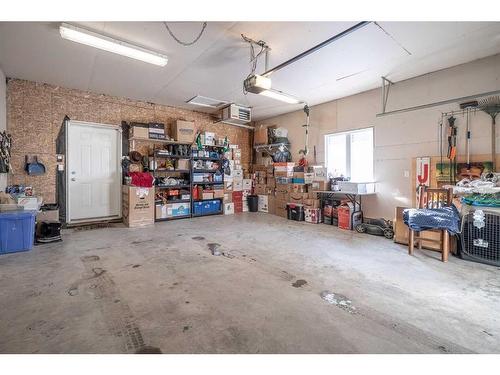 5305 15 Street, Lloydminster, AB - Indoor Photo Showing Garage