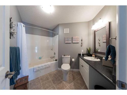 510 2 Street East, Maidstone, SK - Indoor Photo Showing Bathroom