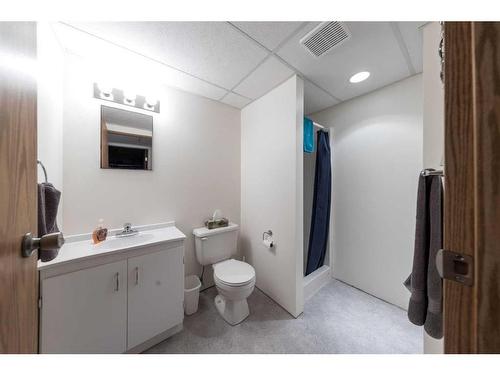 510 2 Street East, Maidstone, SK - Indoor Photo Showing Bathroom