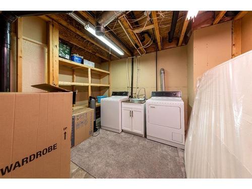 3912 66 Avenue, Lloydminster, AB - Indoor Photo Showing Laundry Room