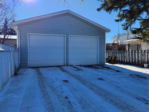 4710 51 Street, Kitscoty, AB - Outdoor With Exterior