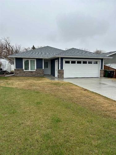 4911 Riverside Drive, Vermilion, AB - Outdoor With Exterior
