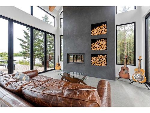 520073 Range Road 10, Sandy Beach, AB - Indoor With Fireplace