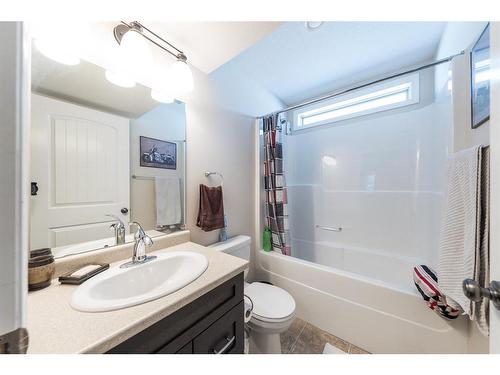 53-2715 73 Avenue, Lloydminster, AB - Indoor Photo Showing Bathroom