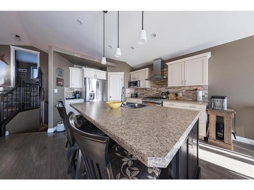 53-2715 73 Avenue, Lloydminster, AB - Indoor Photo Showing Kitchen With Double Sink