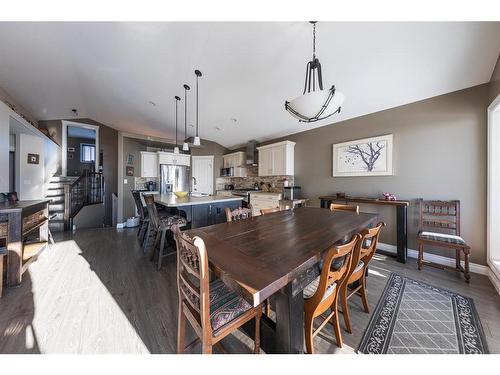 53-2715 73 Avenue, Lloydminster, AB - Indoor Photo Showing Dining Room