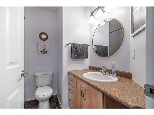 5212 21 Street, Lloydminster, AB - Indoor Photo Showing Bathroom