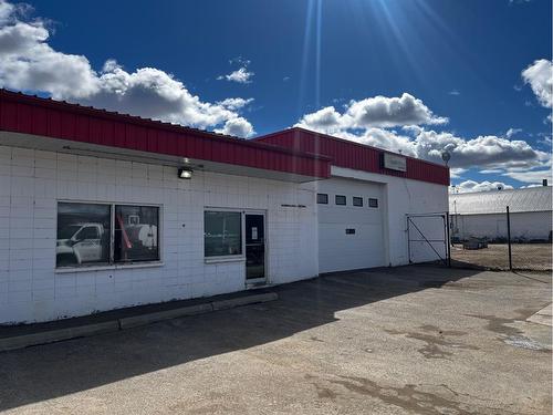 4912 50 Street, Dewberry, AB 