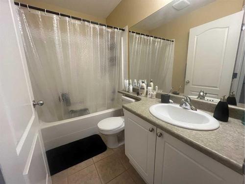 105 A-5101 18 Street, Lloydminster, AB - Indoor Photo Showing Bathroom