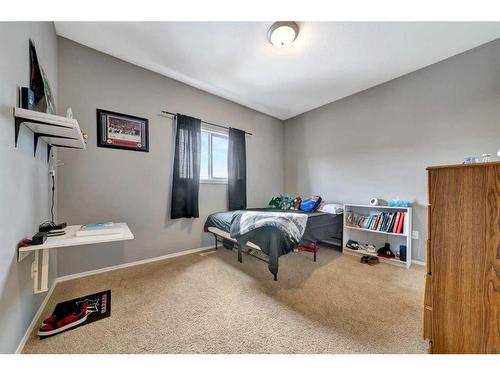 6814 41 Street, Lloydminster, AB - Indoor Photo Showing Bedroom