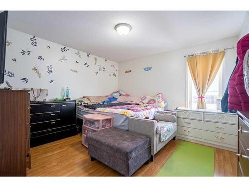 2309 51 Avenue, Lloydminster, AB - Indoor Photo Showing Bedroom