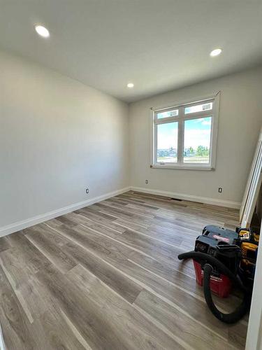 2426 6 Avenue, Wainwright, AB - Indoor Photo Showing Other Room