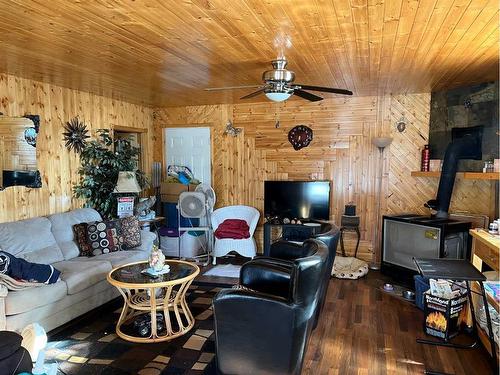 13 Kivimaa Drive, Turtle Lake, SK - Indoor Photo Showing Living Room