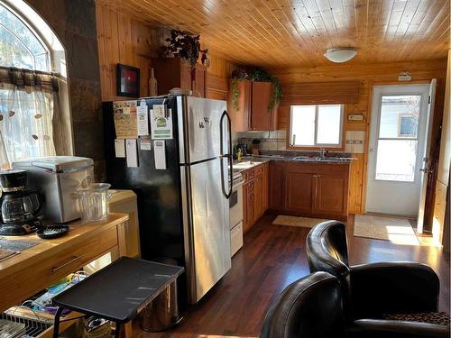 13 Kivimaa Drive, Turtle Lake, SK - Indoor Photo Showing Kitchen With Double Sink