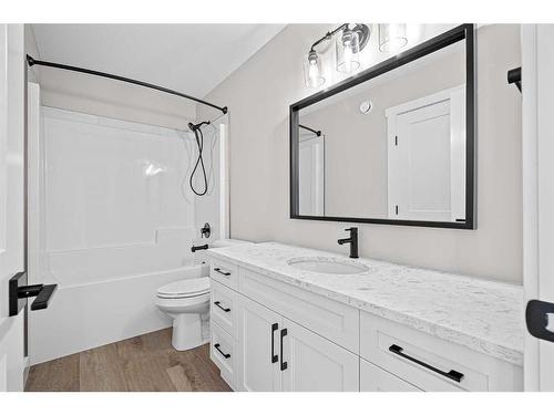 16 Sandpiper Estate, Sandy Beach, AB - Indoor Photo Showing Bathroom
