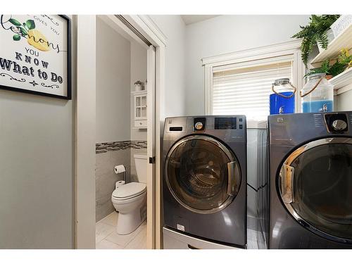 6005 23 Street, Lloydminster, AB - Indoor Photo Showing Laundry Room