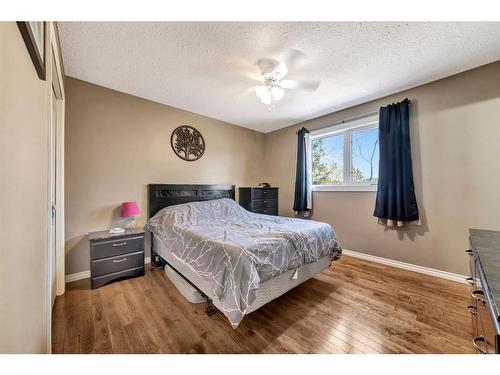 2705 52 Avenue, Lloydminster, AB - Indoor Photo Showing Bedroom