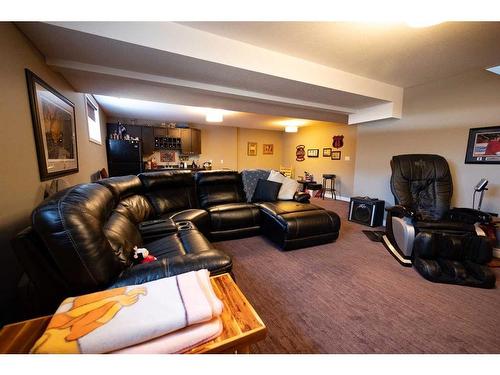 2902 9Th Avenue, Wainwright, AB - Indoor