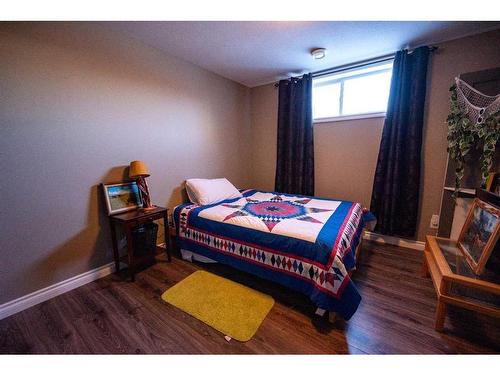 2902 9Th Avenue, Wainwright, AB - Indoor Photo Showing Bedroom