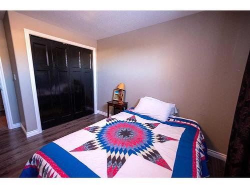2902 9Th Avenue, Wainwright, AB - Indoor Photo Showing Bedroom