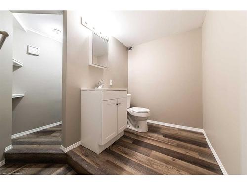 5508 50 Street, Lloydminster, AB - Indoor Photo Showing Bathroom