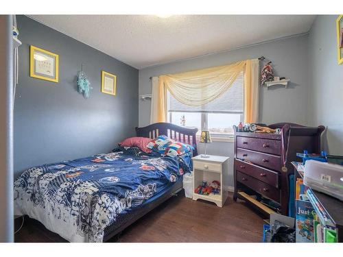 Pt Nw 16-49-2 W4, Rural Vermilion River, County Of, AB - Indoor Photo Showing Bedroom