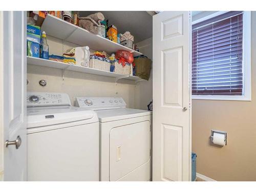 5716 28 Street, Lloydminster, AB - Indoor Photo Showing Laundry Room