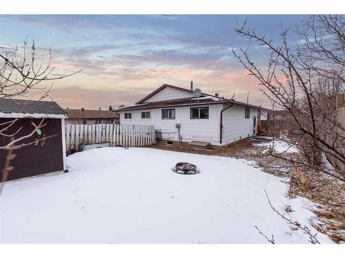 4905 53 Avenue, Kitscoty, AB - Outdoor